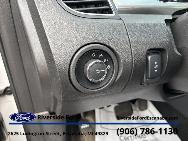 2013 Ford Taurus - $10,995