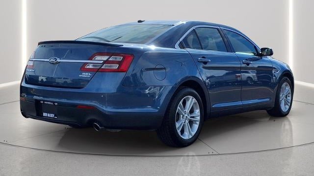 2018 Ford Taurus SEL