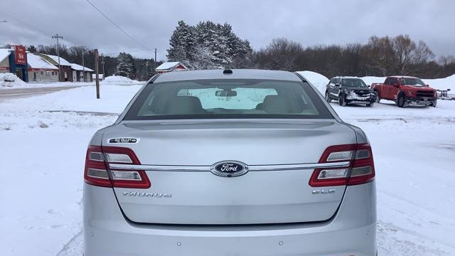 2016 Ford Taurus SEL