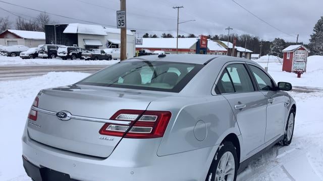 2016 Ford Taurus SEL