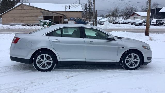 2016 Ford Taurus SEL