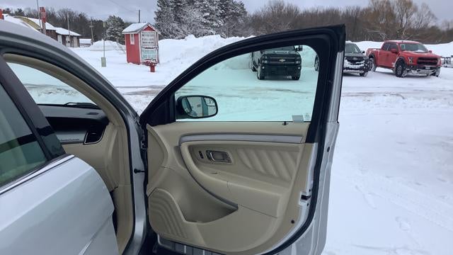 2016 Ford Taurus SEL