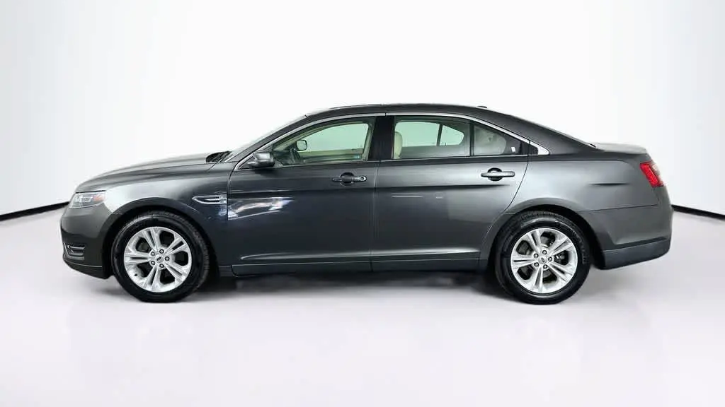 2015 Ford Taurus SEL