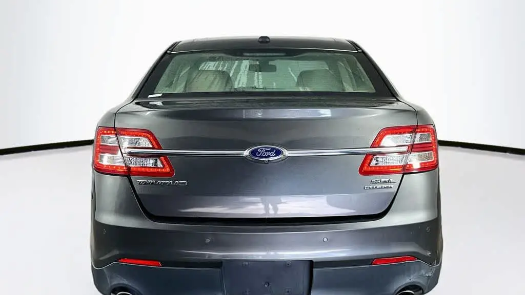 2015 Ford Taurus SEL