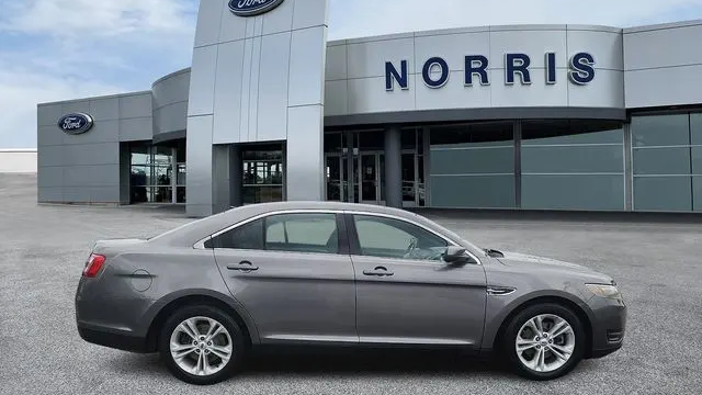 2014 Ford Taurus SEL