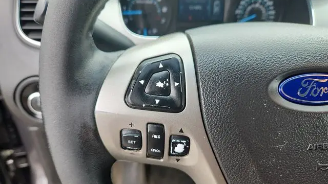 2014 Ford Taurus SEL