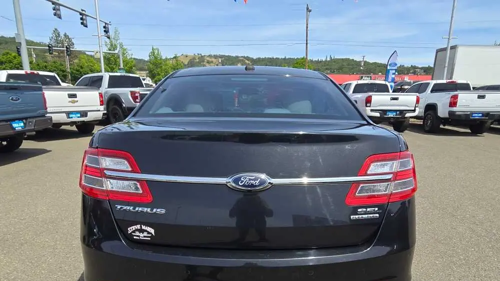 2013 Ford Taurus SEL