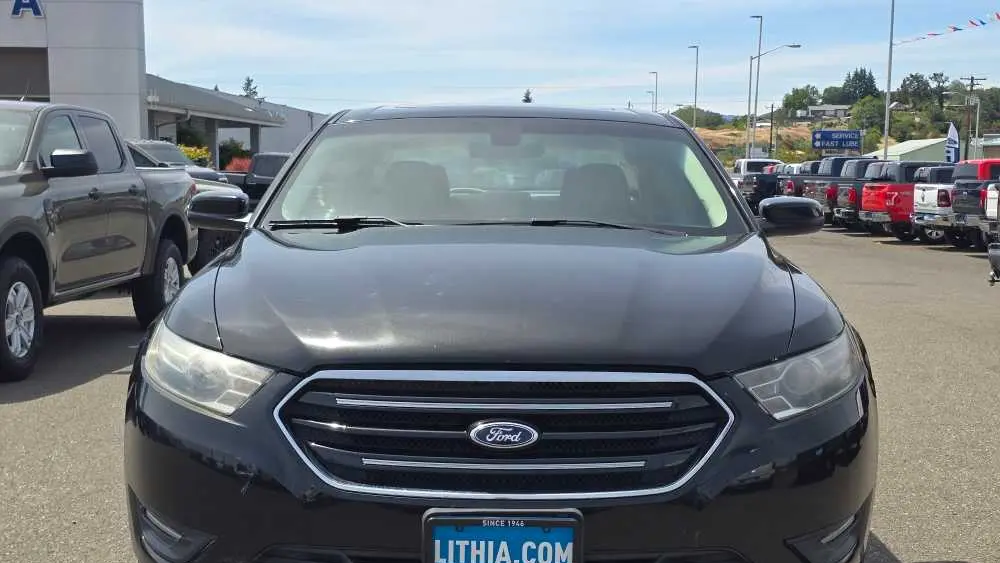 2013 Ford Taurus SEL