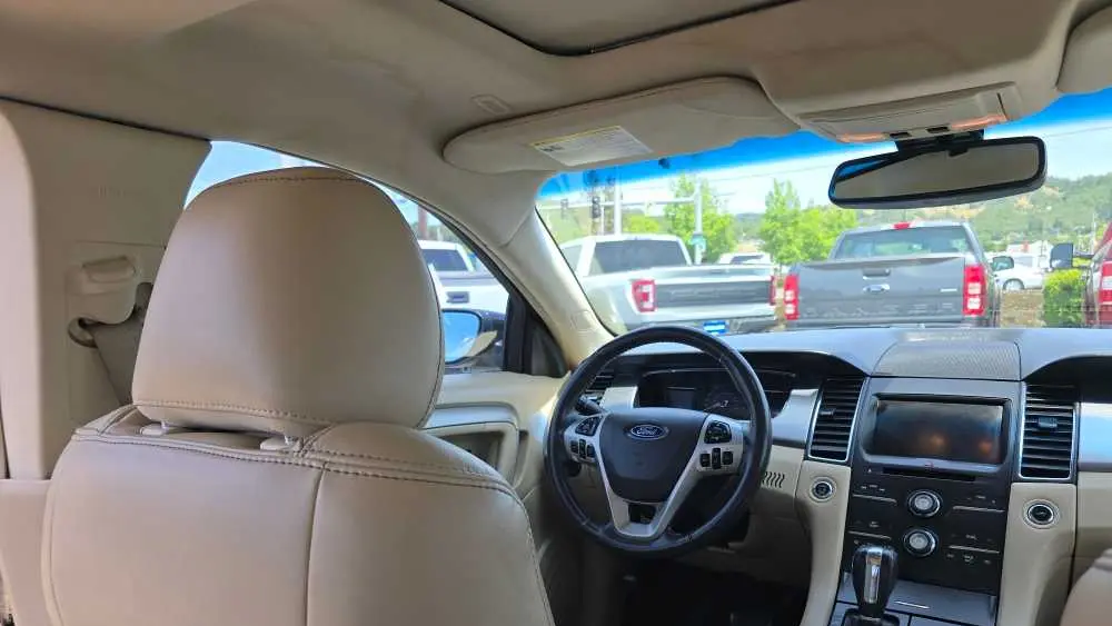 2013 Ford Taurus SEL
