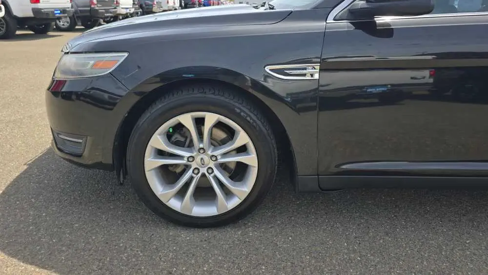 2013 Ford Taurus SEL