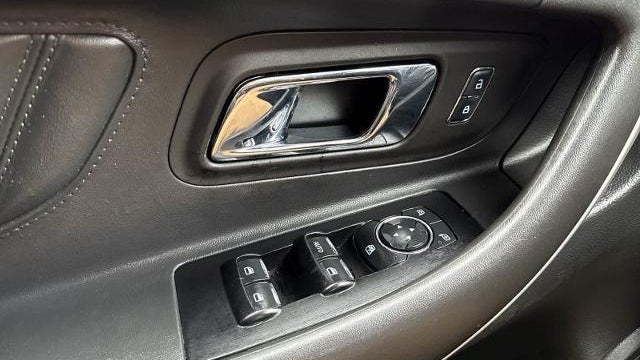2017 Ford Taurus SEL
