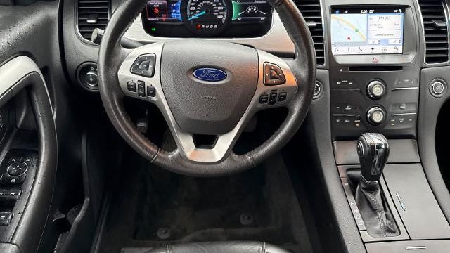 2017 Ford Taurus SEL