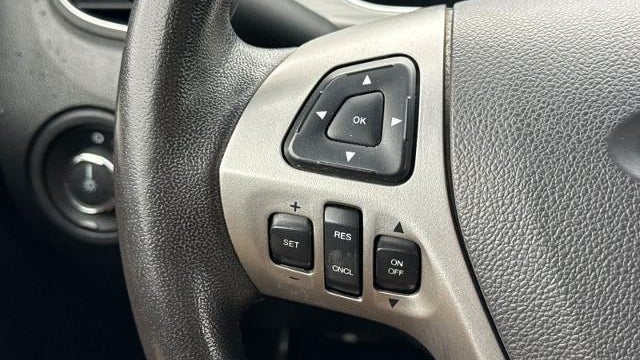 2017 Ford Taurus SEL