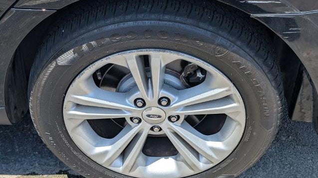 2019 Ford Taurus SEL