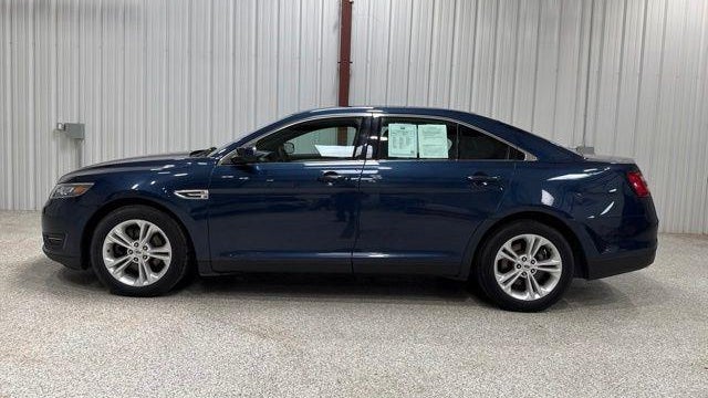 2016 Ford Taurus SEL