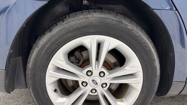2016 Ford Taurus SEL