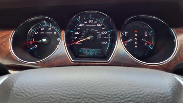 2010 Ford Taurus SEL
