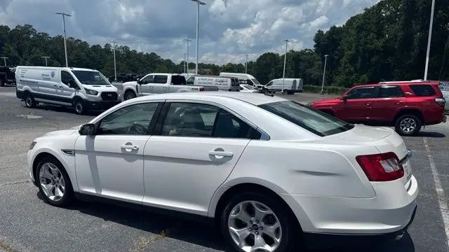 2011 Ford Taurus SEL