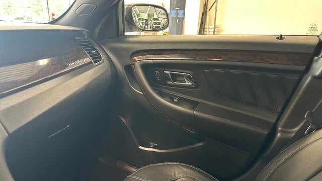 2016 Ford Taurus Limited