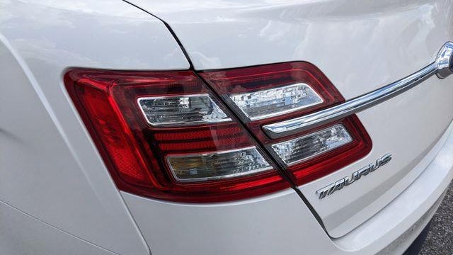 2018 Ford Taurus Limited