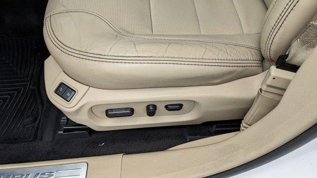 2018 Ford Taurus Limited