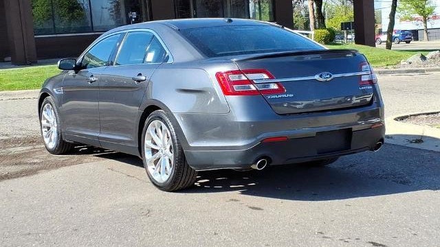 2015 Ford Taurus Limited