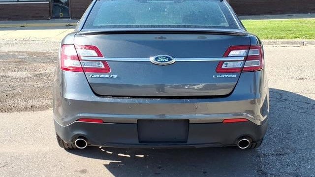 2015 Ford Taurus Limited