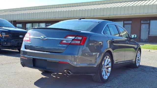 2015 Ford Taurus Limited