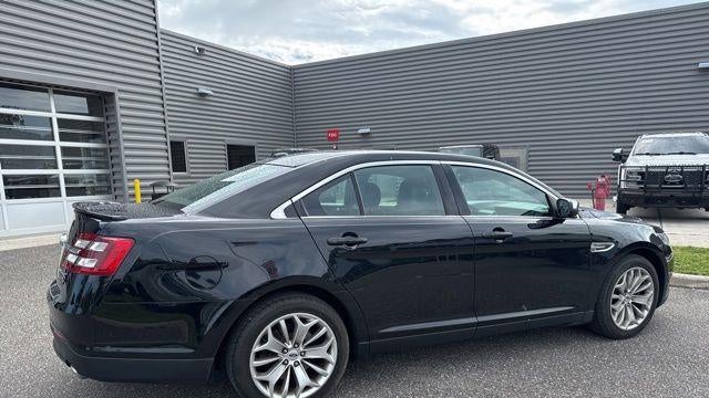 2017 Ford Taurus Limited