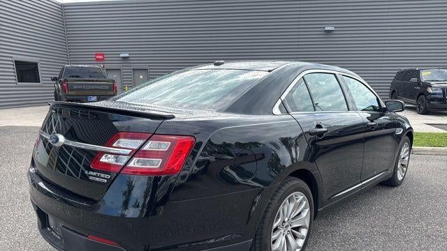 2017 Ford Taurus Limited