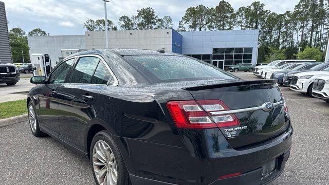2017 Ford Taurus Limited