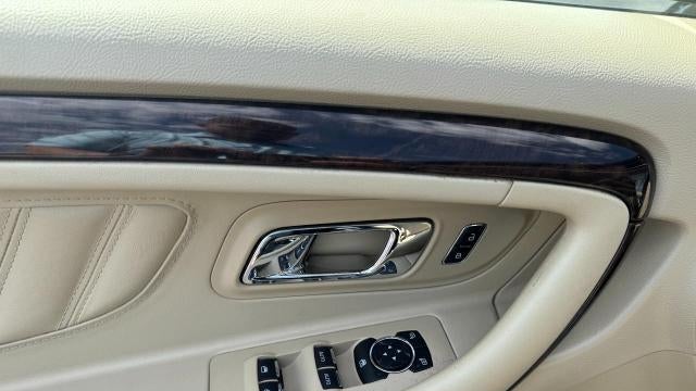 2016 Ford Taurus Limited