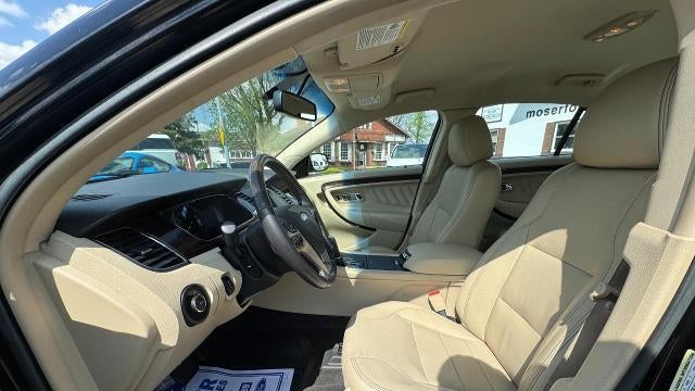 2016 Ford Taurus Limited