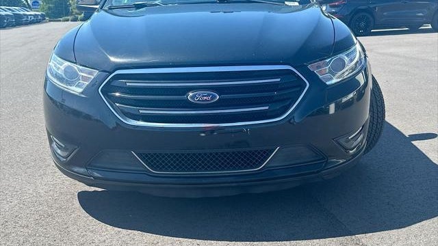 2017 Ford Taurus Limited