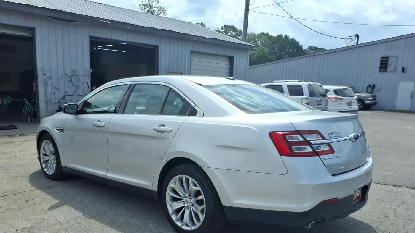 2015 Ford Taurus Limited
