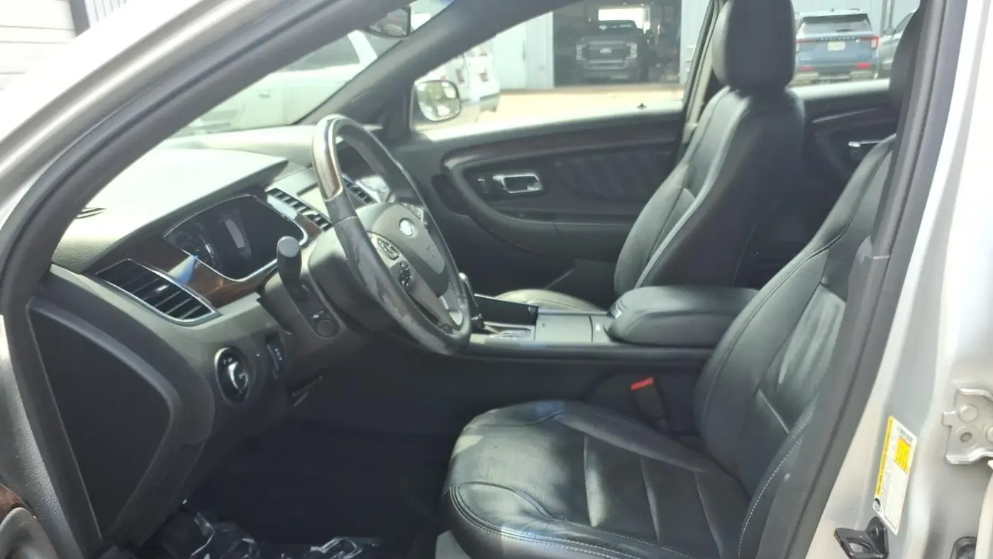 2015 Ford Taurus Limited