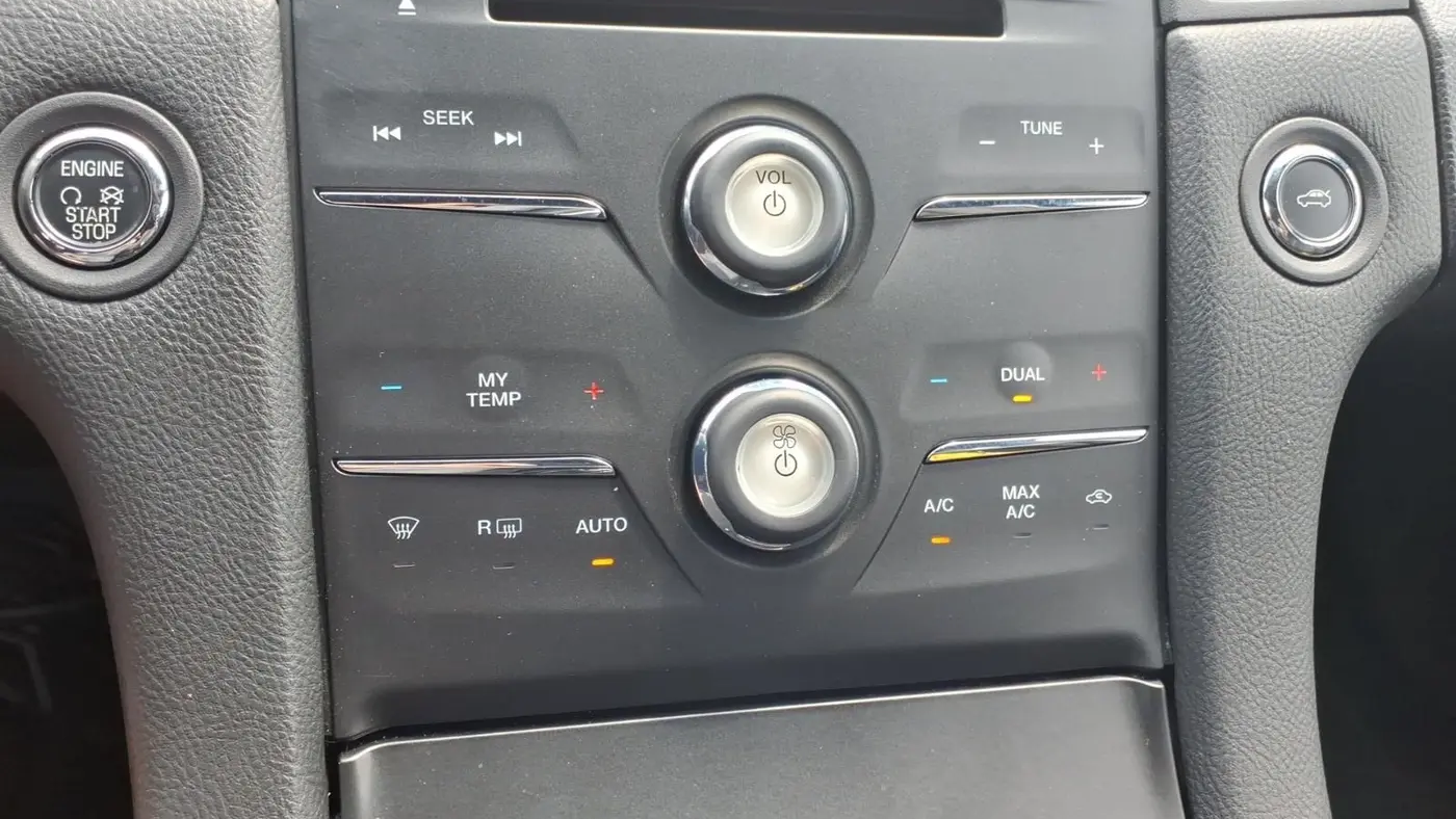2015 Ford Taurus Limited