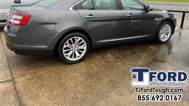 2019 Ford Taurus Limited