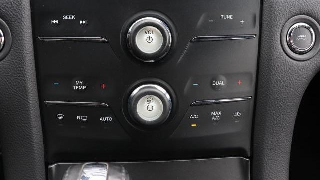 2015 Ford Taurus Limited