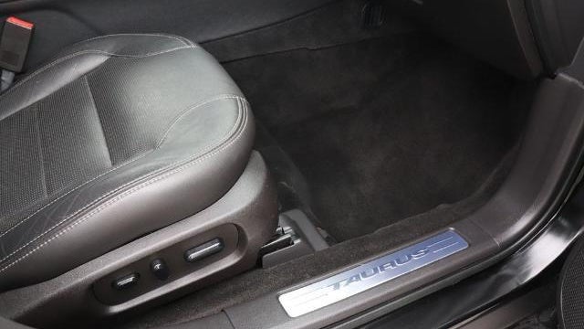 2015 Ford Taurus Limited