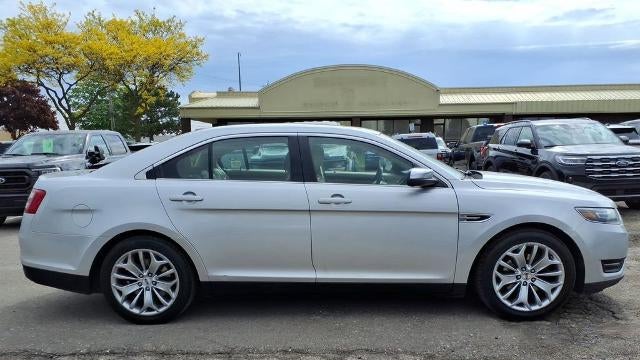 2017 Ford Taurus Limited