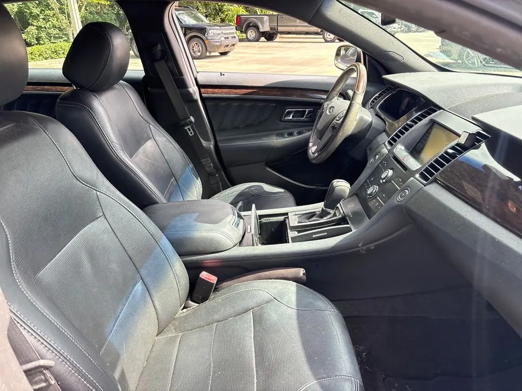 2015 Ford Taurus - $11,001