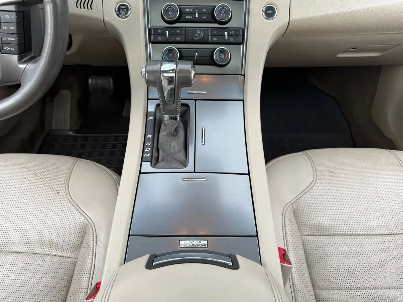 2010 Ford Taurus - $7,500