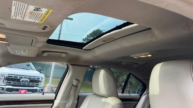 2011 Ford Taurus Limited