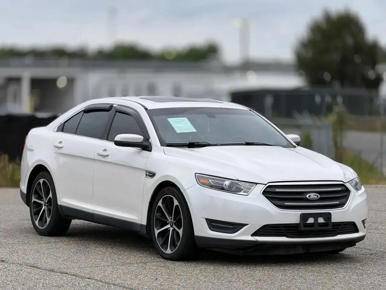 2014 Ford Taurus - $5,450