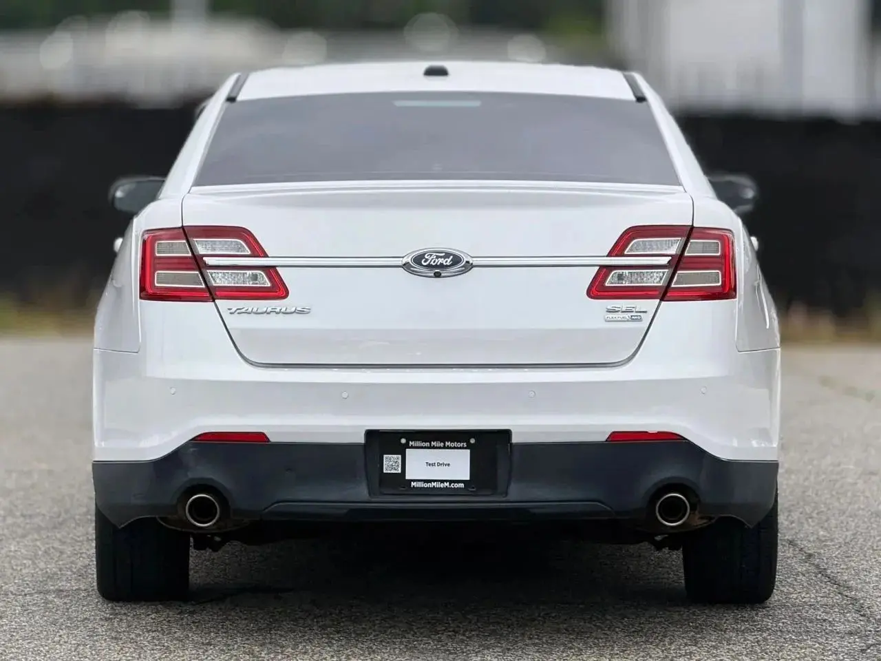 2014 Ford Taurus - $5,450