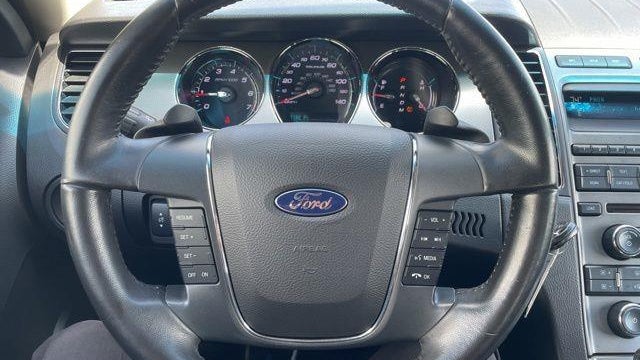 2011 Ford Taurus SEL