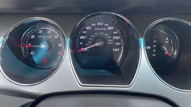 2011 Ford Taurus SEL