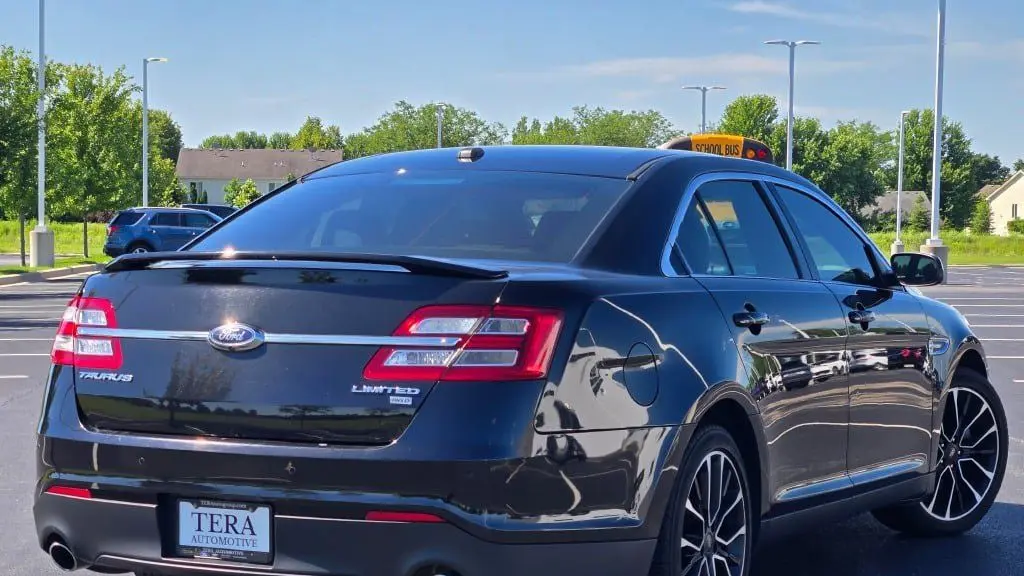 2019 Ford Taurus Limited