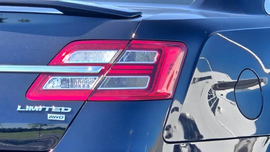 2019 Ford Taurus Limited